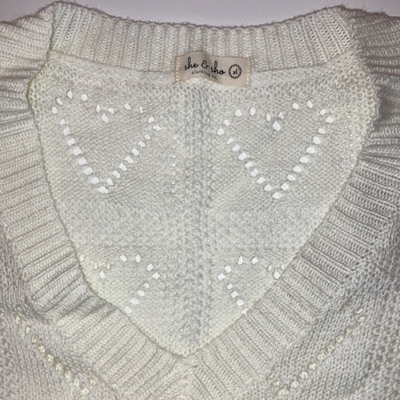 Boutique Heart Sweater White Size XL - Picture 3 of 5